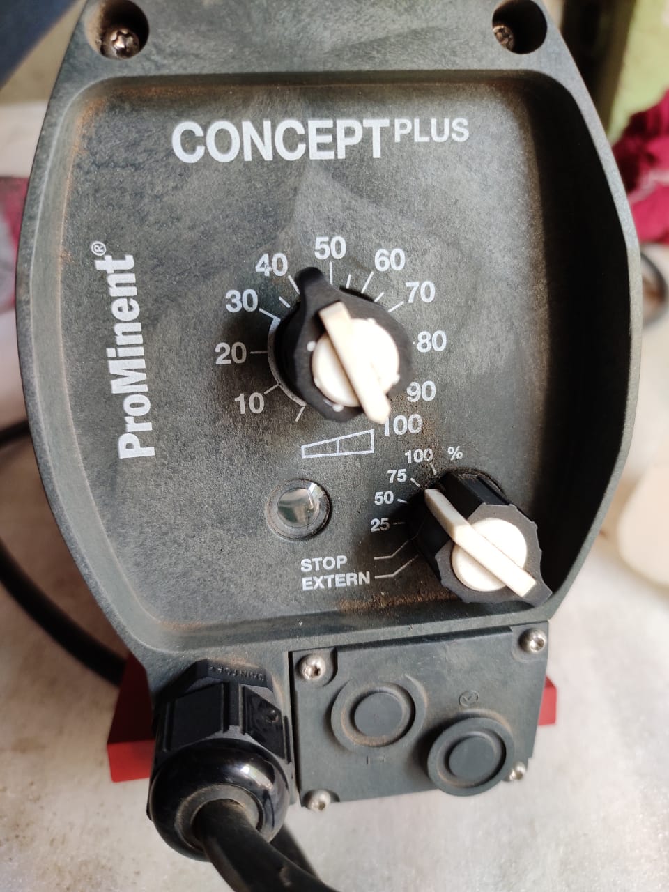 Solenoid Diaphragm Dosing Pump - Image 2