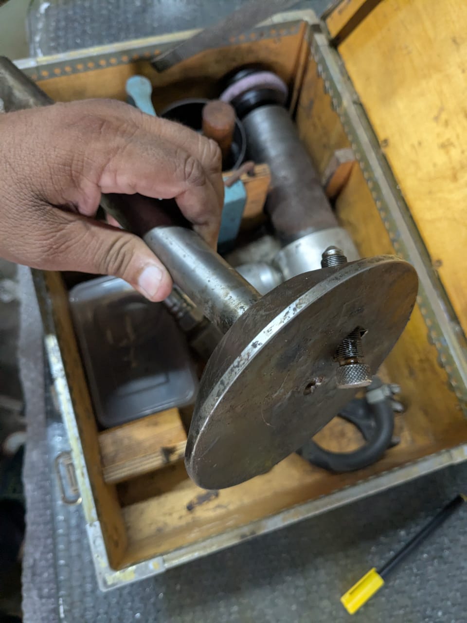 Chris Marine 75H valve grinder portable pneumatic valve