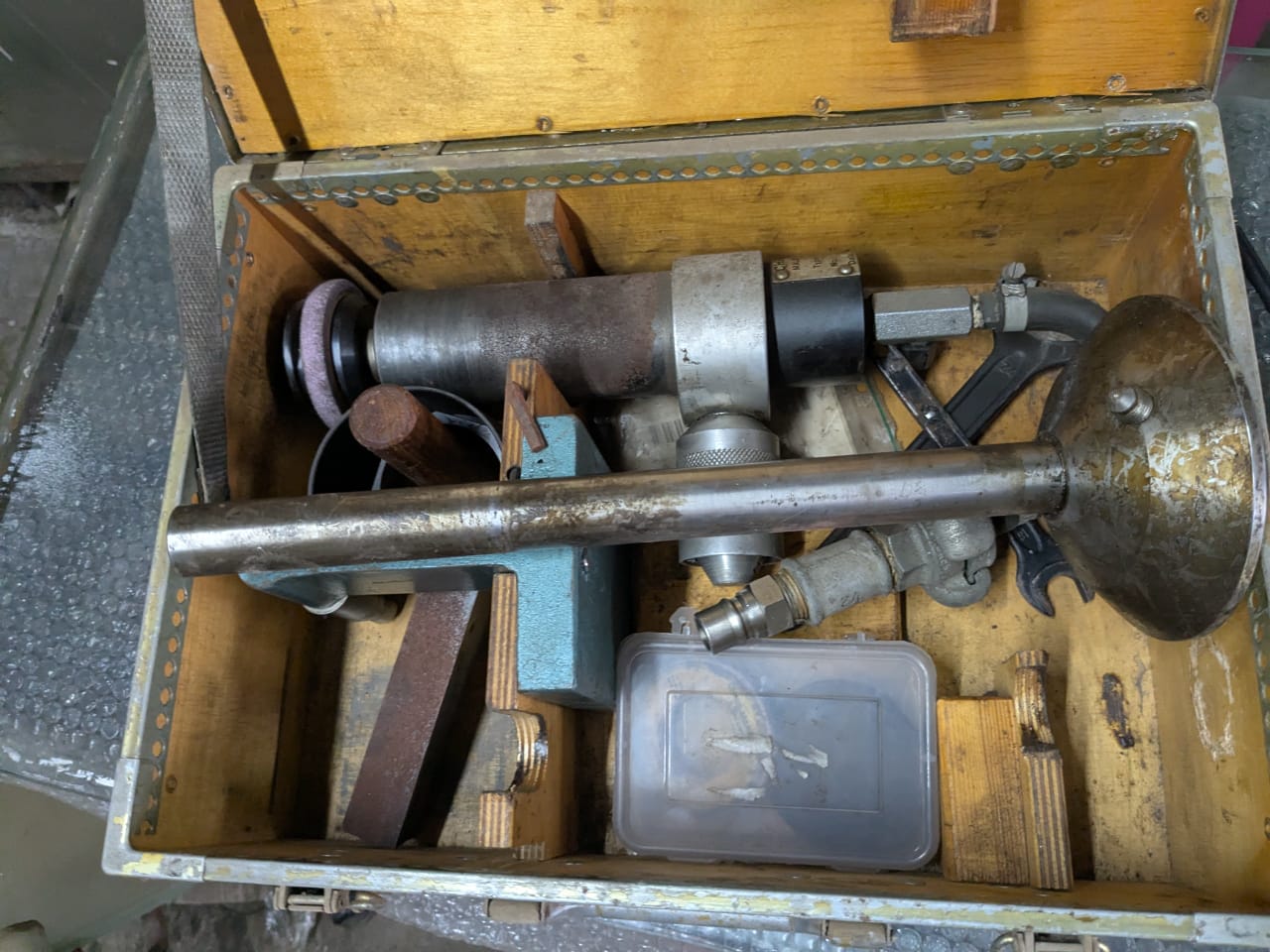 Chris Marine 75H valve grinder portable pneumatic valve - Image 5