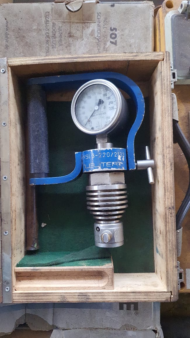 Leutert Portable Mechanical Pressure Indicator - Image 3