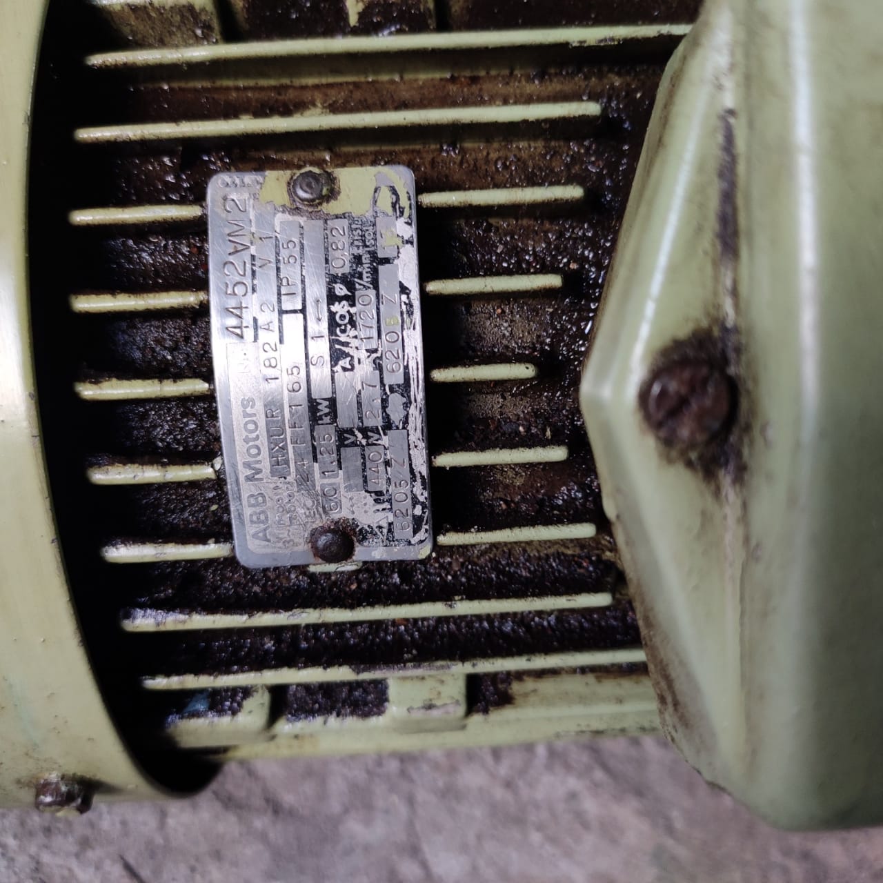 ABB HXUR 182A2 induction motor - Image 2