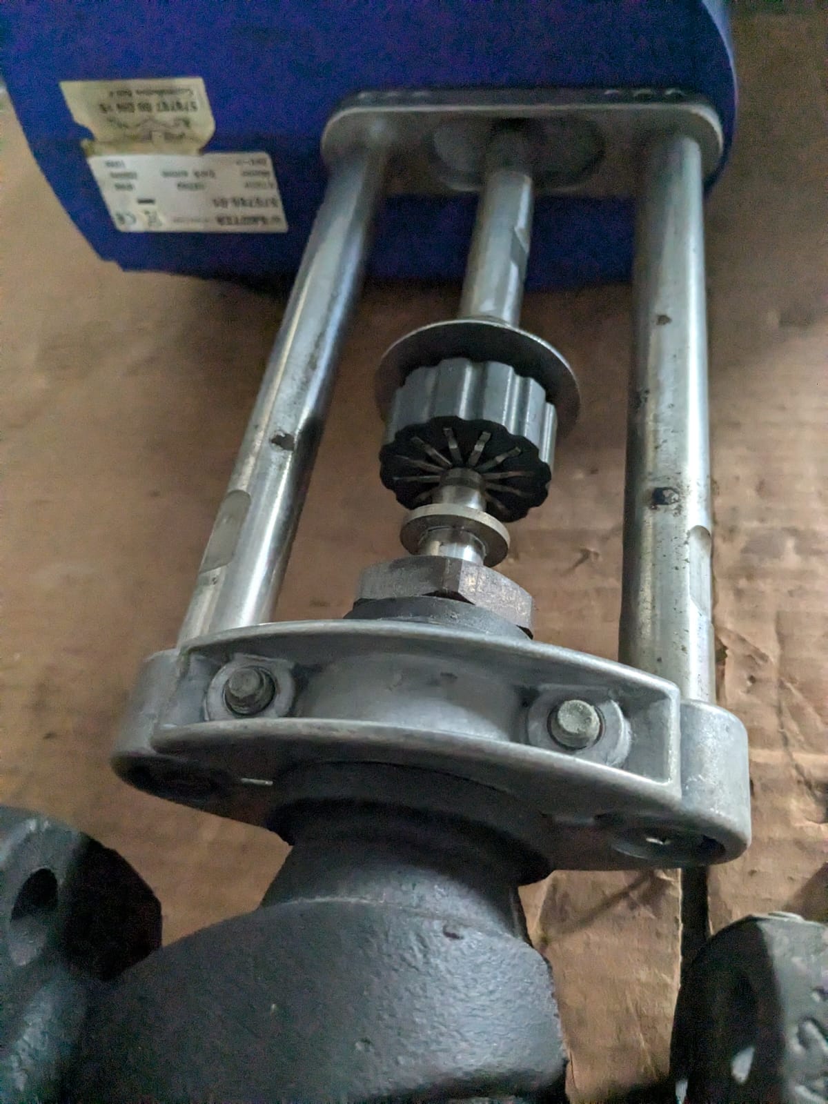 Sauter VUG015F304 PN25 control valve