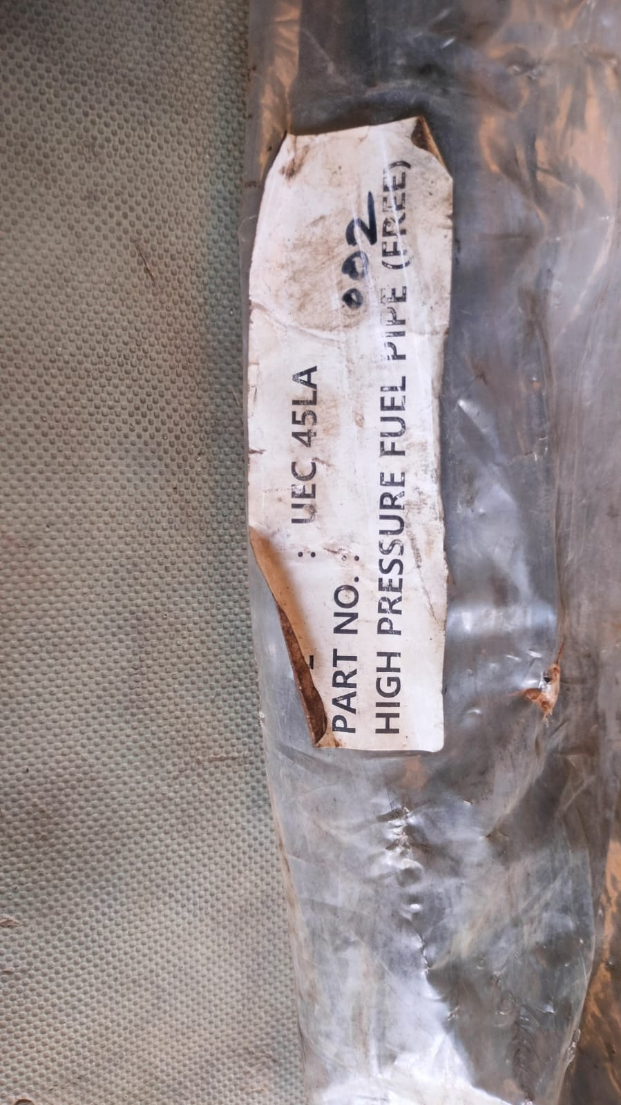 UEC45LA high pressure fuel pipe - Image 2