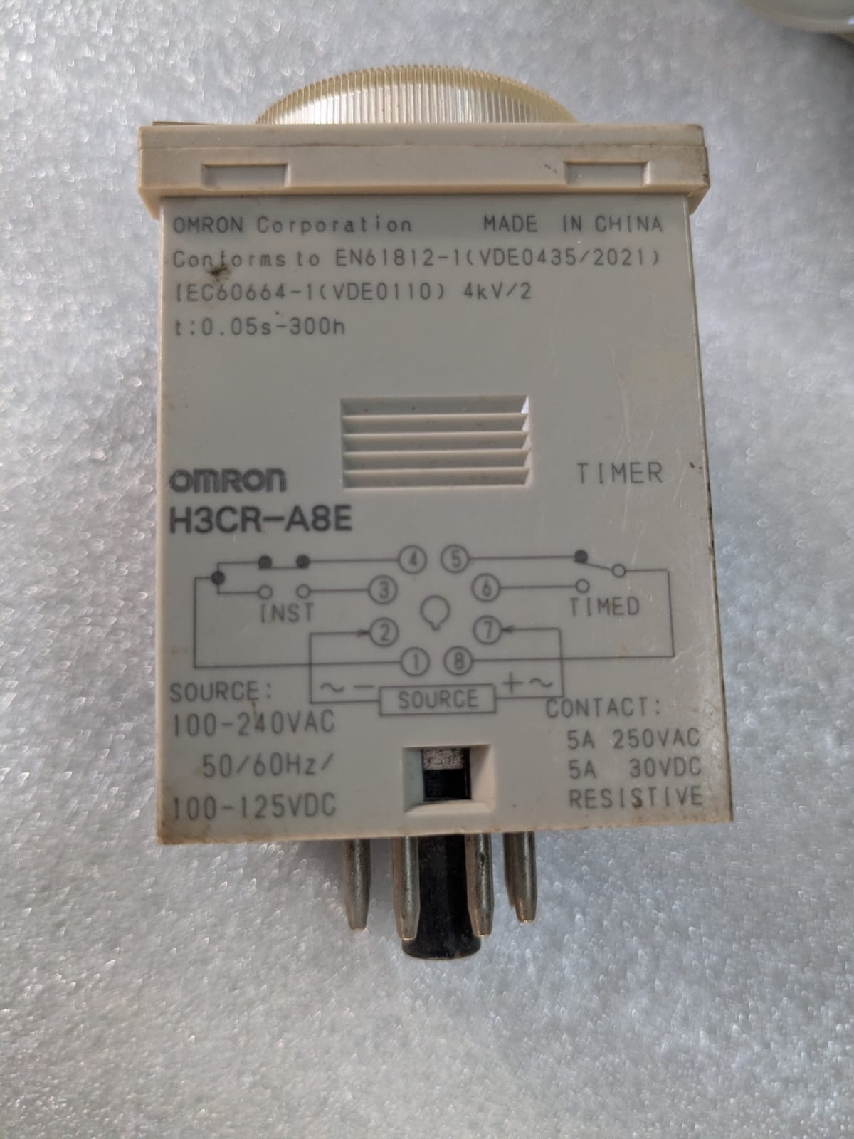 Omron H3CR-A8R Timer Relay - Image 2