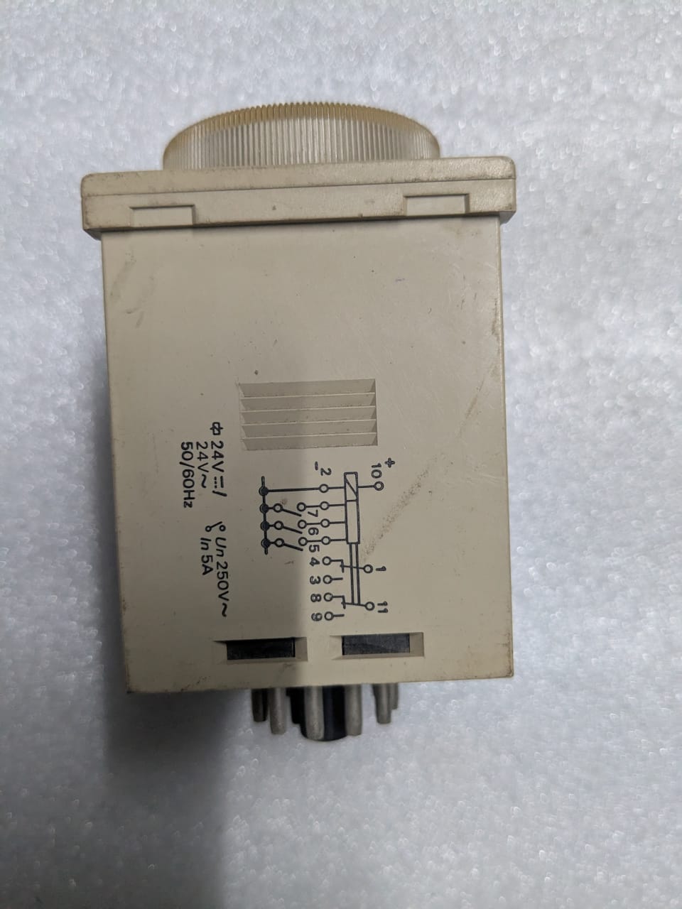 Omron H3CR-A-315 Timer Relay - Image 2