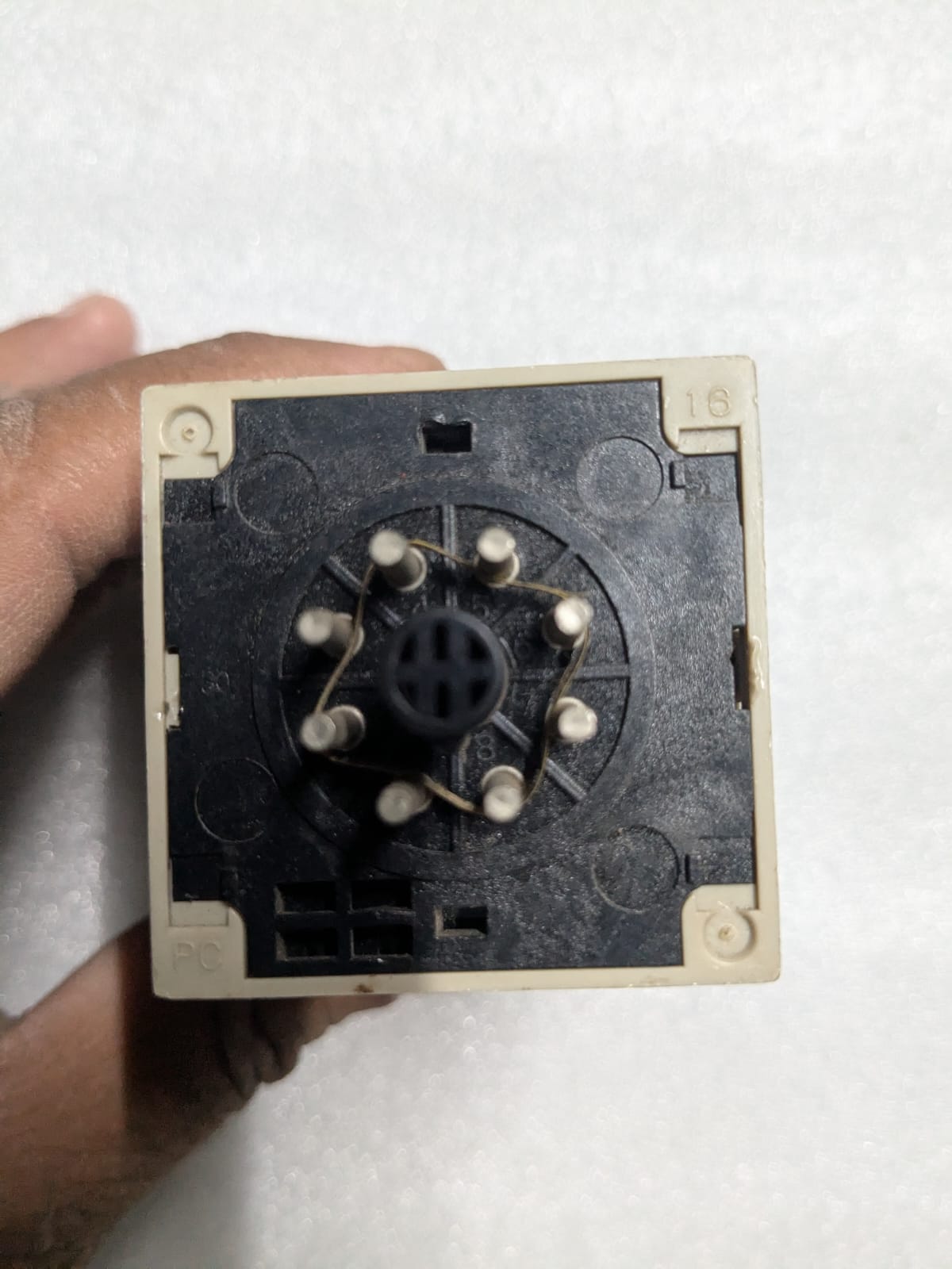 Omron H3BF-8 Timer - Image 3