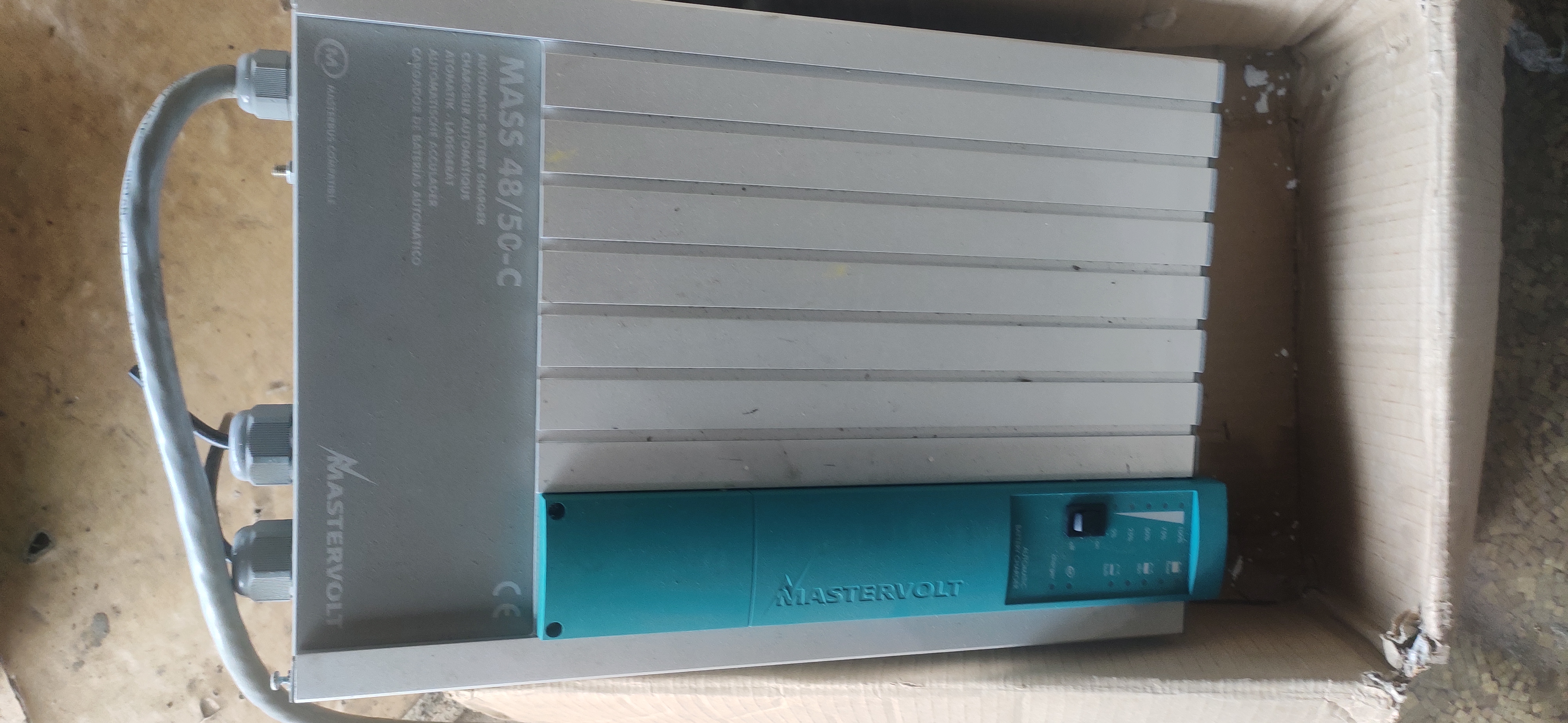 Mastervolt Mass Battery Charger - Image 3