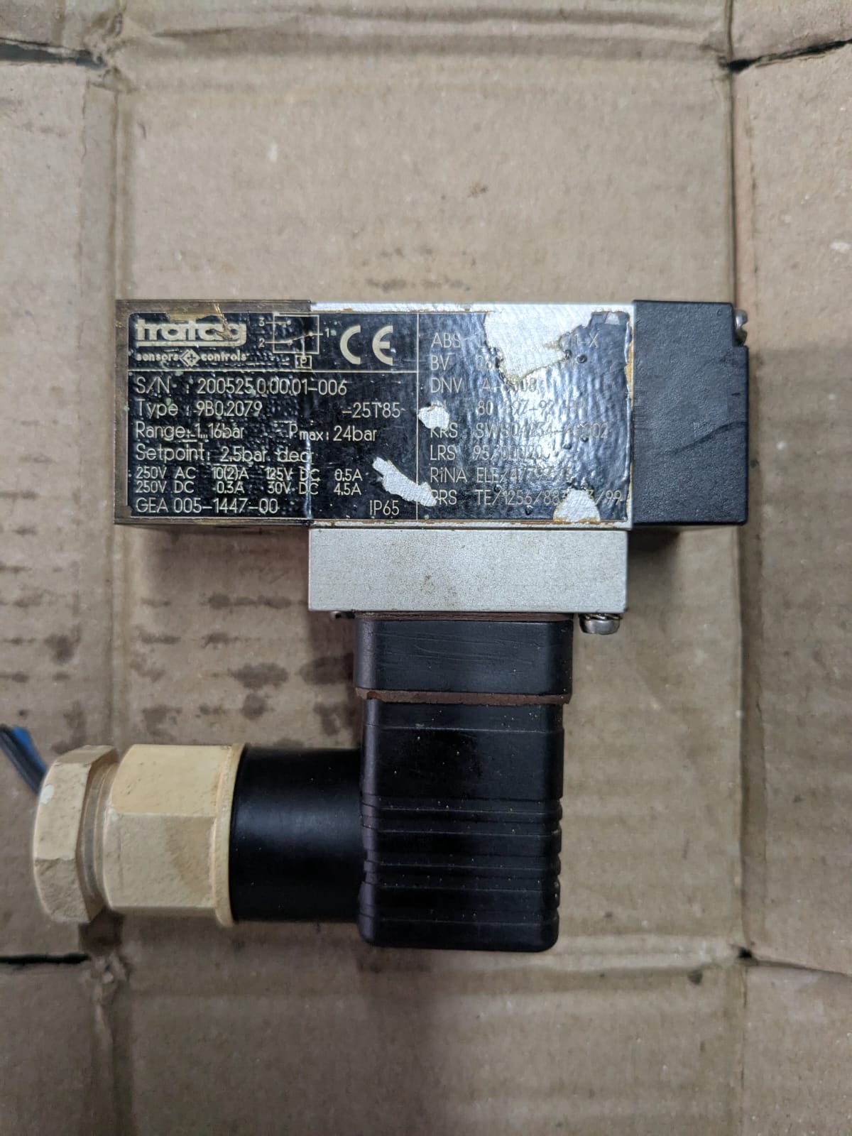 9b0.2079 Pressure Switch, - Image 3